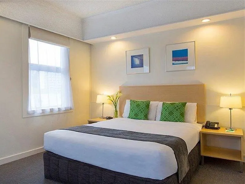 Willis Wellington Hotel