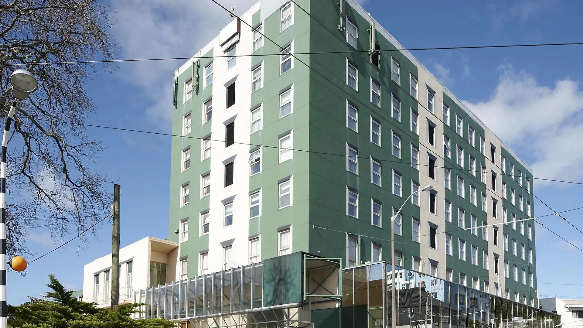 Willis Wellington Hotel