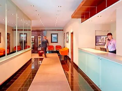 Willis Wellington Hotel