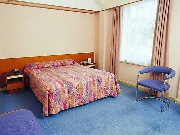 Willis Wellington Hotel